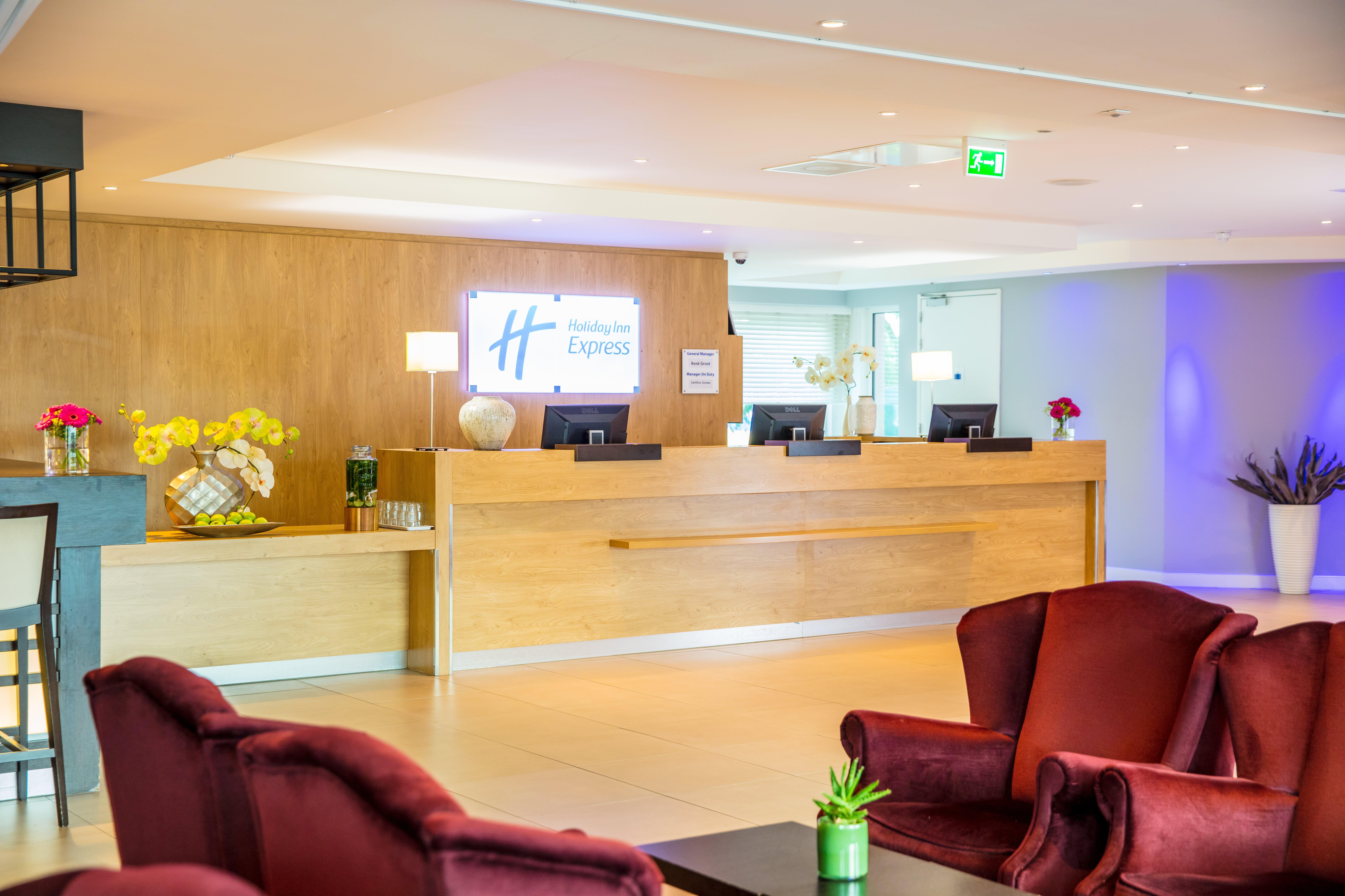 Holiday Inn Express Amsterdam - Sloterdijk Station By Ihg Exterior photo